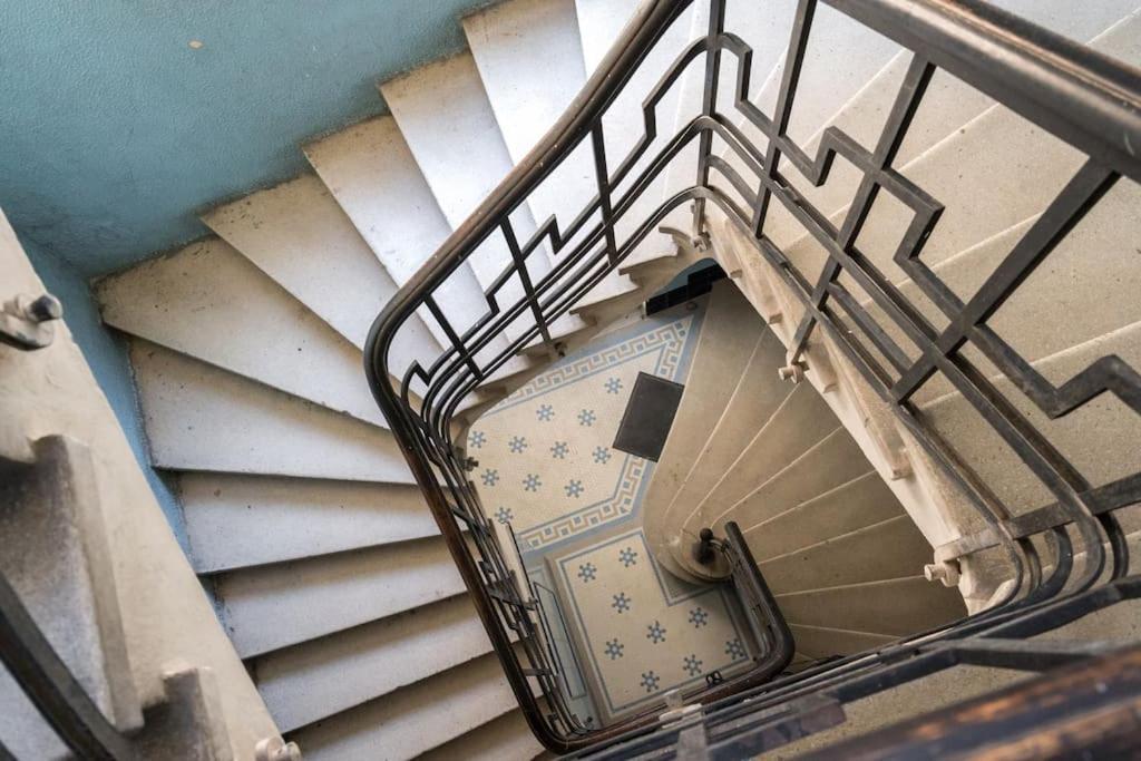 Exquisite Art Deco 2Br Apartment Prime Location بوخارست المظهر الخارجي الصورة